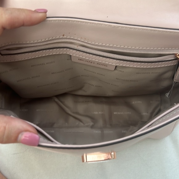 Michael Kors • Soft pink Shoulder Bag - Picture 5 of 7